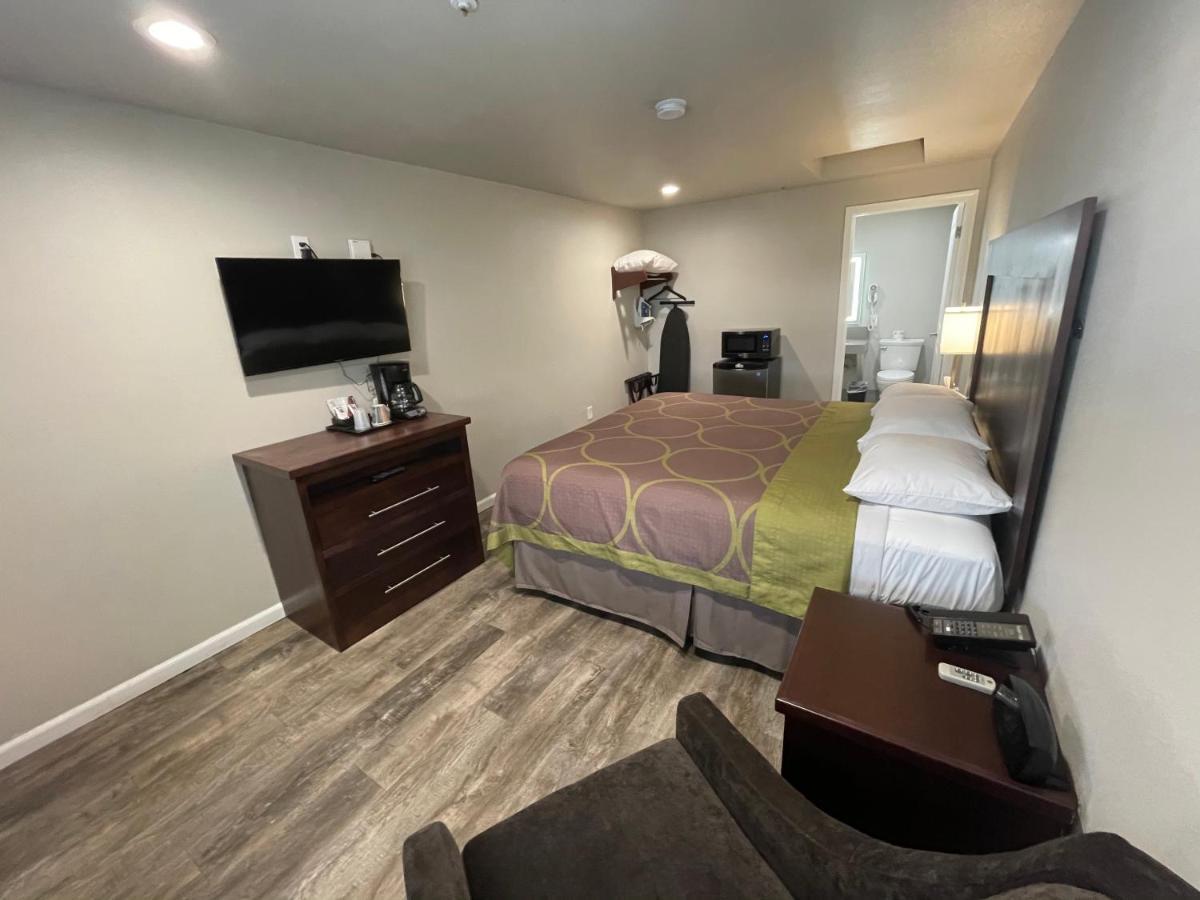 Budget Lodge Eugene - Airport Екстер'єр фото