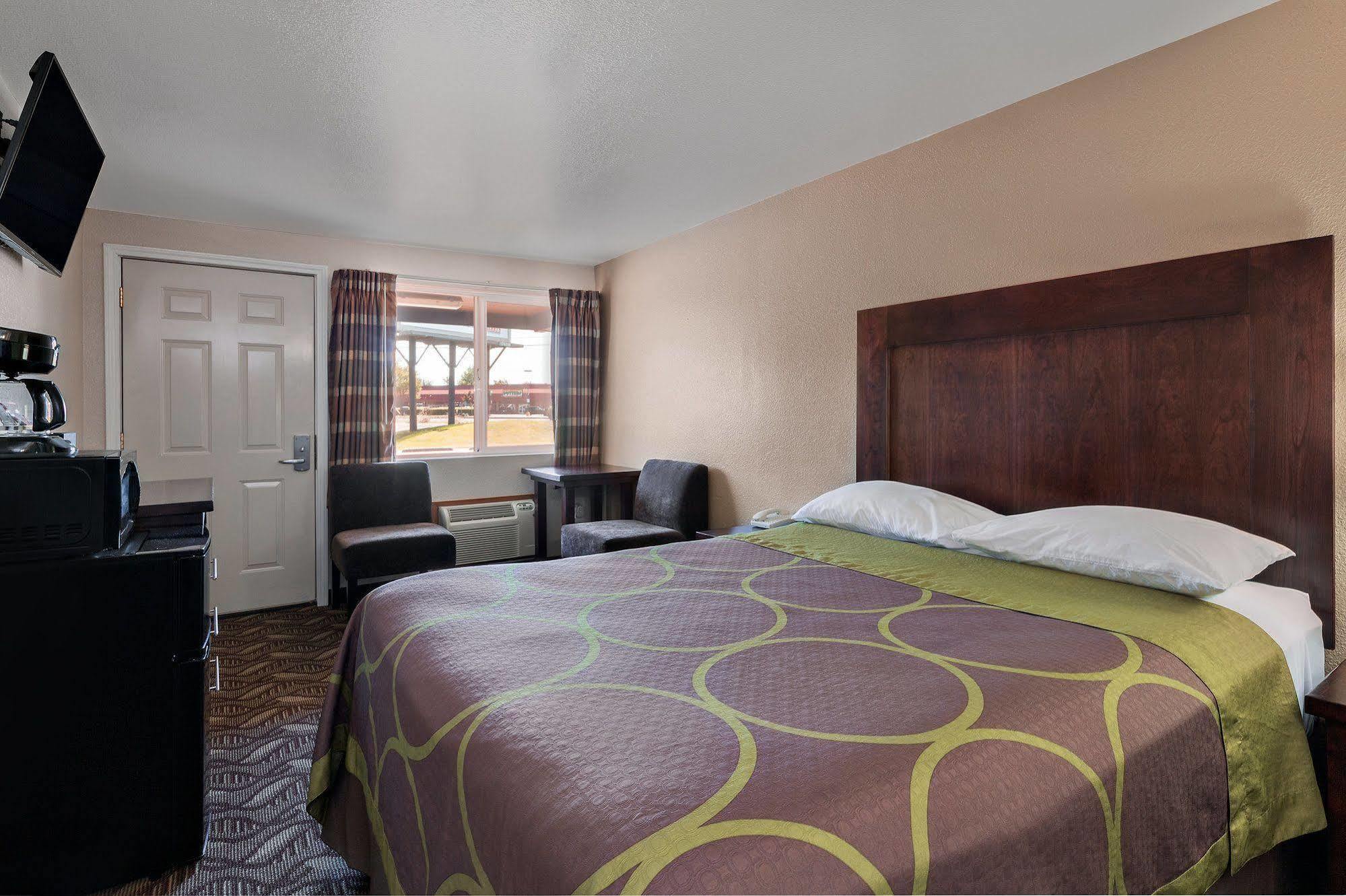 Budget Lodge Eugene - Airport Екстер'єр фото